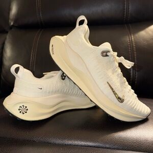 Nike ReactX Infinity Run 4 White Sail Coconut Milk Chrome Women's Size 7 New